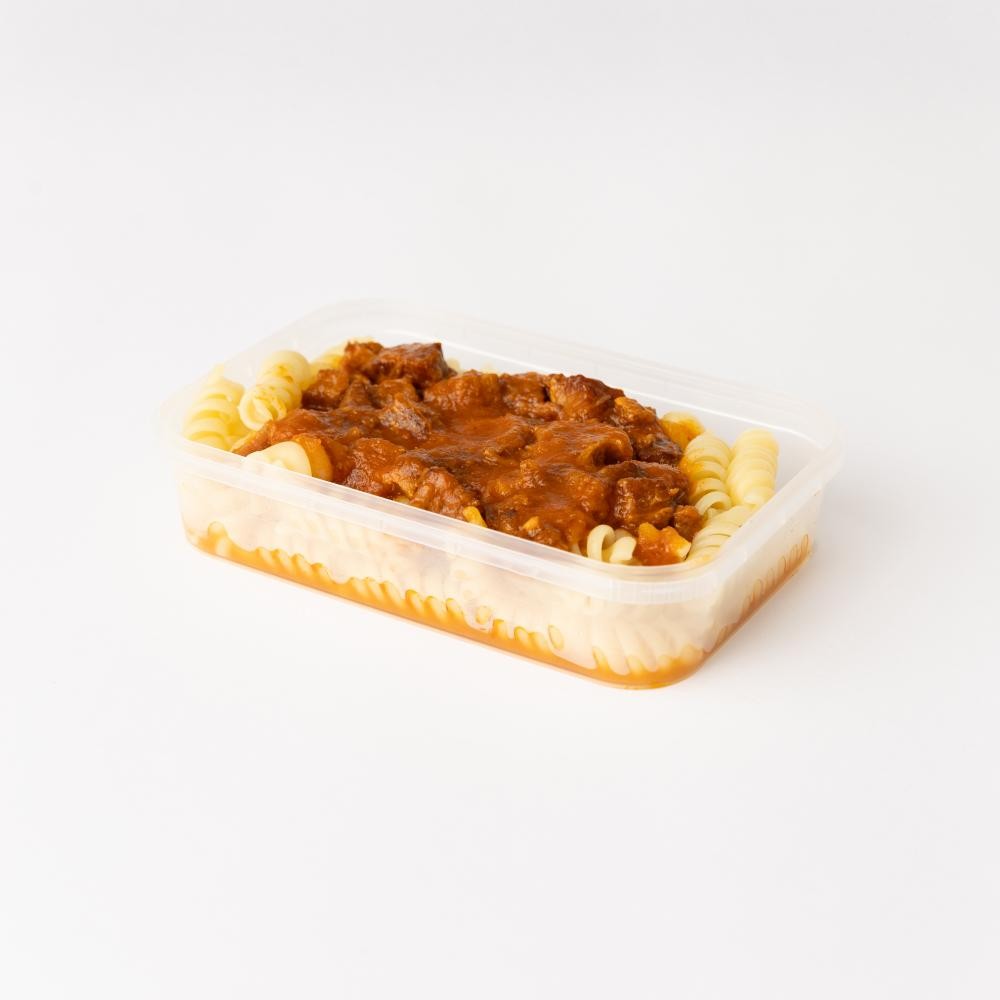 Marmita macarrão parafuso com carne de panela 250g